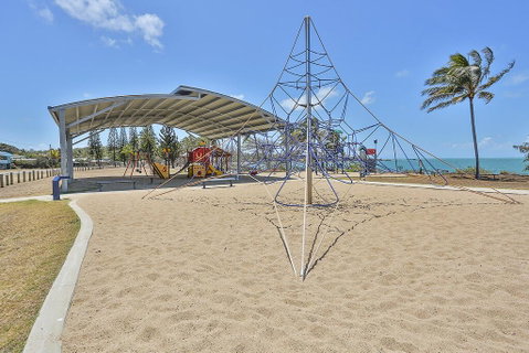 Grasstree Beachfront Shacks - Accommodation Search 2