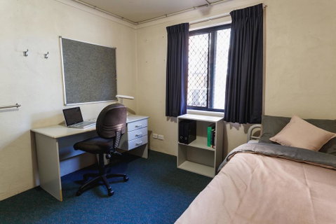 Guild House 6 Bedroom Flat - Accommodation Search 3