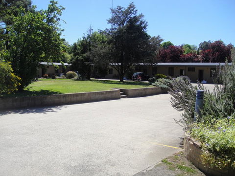 Hamilton Hume Motor Inn - Accommodation Search 1