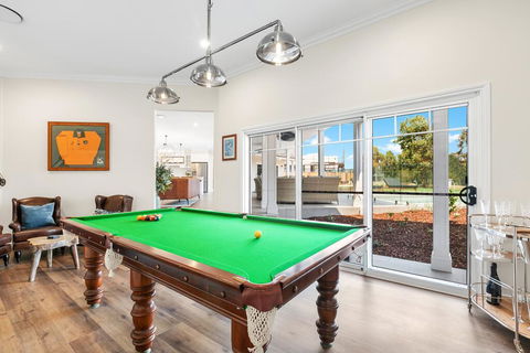 Hamptons On Figtree - Accommodation Search 2