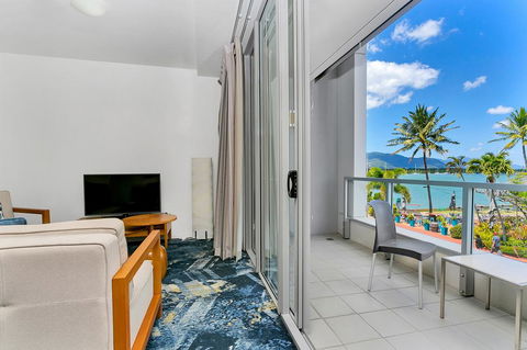 Harbour Lights Apartments - Accommodation Search 3