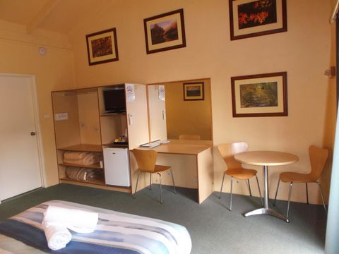 Harrietville Hotel Motel - Accommodation Search 3