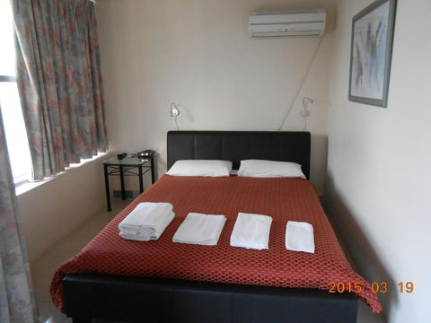 Harringtons102 - Accommodation Search 3