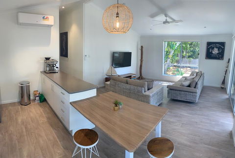 Harveys Beach House - Accommodation Search 3