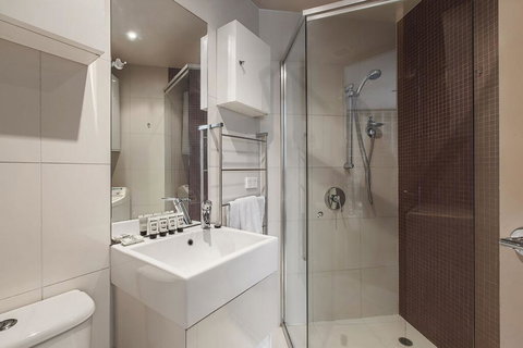 Heart Of Sandringham Apartment By Ready Set Host - Accommodation Search 3