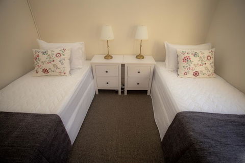 Helensburgh Hotel - Accommodation Search 2