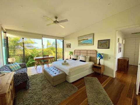 Heliconia Beach House Belongil Beach - Accommodation Search 2