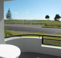 Hi Surf Unit 2 92 Head Street Forster - Accommodation Search