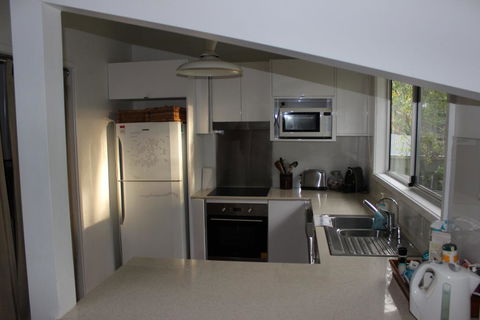 Hidden Oasis Pet Friendly In Anna Bay - Accommodation Search 1