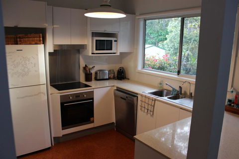 Hidden Oasis Pet Friendly In Anna Bay - Accommodation Search 3