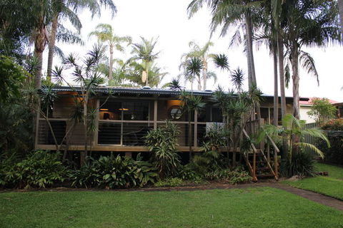 Hidden Oasis Pet Friendly In Anna Bay - Accommodation Search 0