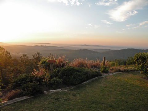 Highwood Park B&B Guest Lodge - Accommodation Search 1