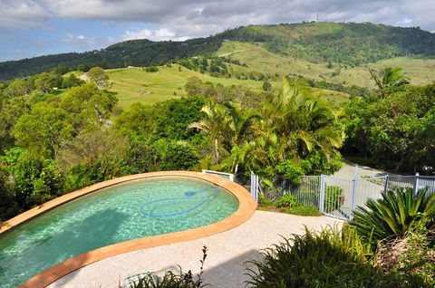 Highwood Park B&B Guest Lodge - Accommodation Search 0