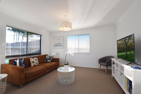 Holiday House - Accommodation Search 3