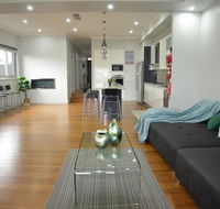 Home away from home newly built and spacious - Accommodation Search