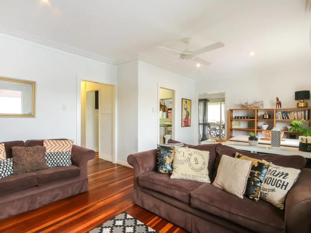 Carina QLD Accommodation Search