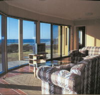Horizons Beachfront Apartment - Accommodation Search