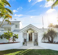 Island living in the heart of Noosa - Accommodation Search