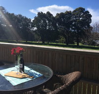 Jacaranda Retreat. Refreshing Recharge Relax  - Accommodation Search