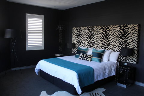 Junction Hotel - Accommodation Search 0