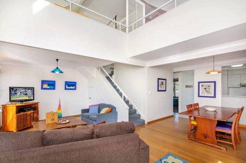 Kendall Beach Apartments 5 - Belongil Beach - Accommodation Search 1