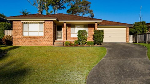 Kentia Drive 28 - Accommodation Search 0