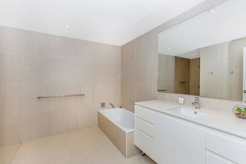 KINGSCLIFF OCEAN FRONT TERRACE 4 - Accommodation Search 0