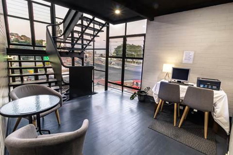 Kingsford Riverside Inn - Accommodation Search 1
