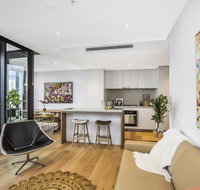 KOZYGURU FORTITUDE VALLEY DESIGNER GRADE 2 BED APT FREE PARKING QFV179-1401 - Accommodation Search