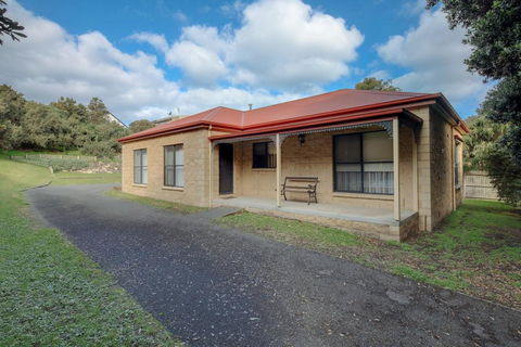 Kurrawa - Near East Beach - Accommodation Search 0
