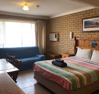 Lake Front Motel - Accommodation Search