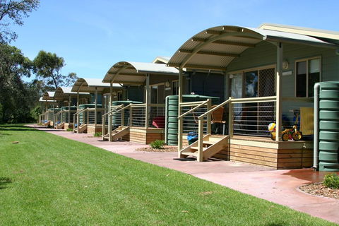 Lakesea Park - Accommodation Search 2