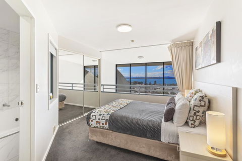 Landmark Resort - Accommodation Search 2