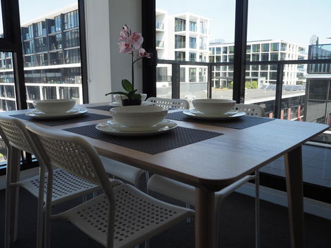 Large 2BR+Comfy+Parking Included - Accommodation Search 3