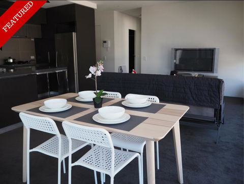 Large 2BR+Comfy+Parking Included - Accommodation Search 0