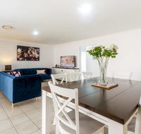 Large Executive and Family Home - Flinders View - Accommodation Search