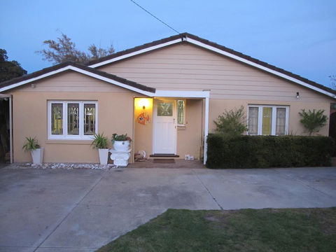 Layton Street Apartments - Accommodation Search 0