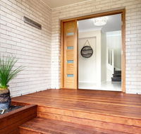 Laze  Lemon Tree - Accommodation Search