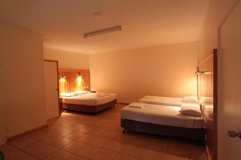 Lazy River Motor Inn - Accommodation Search 1