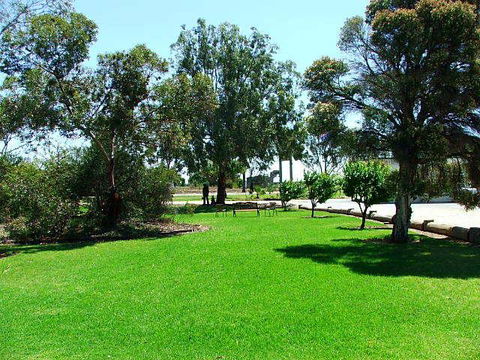 Lazy River Motor Inn - Accommodation Search 3