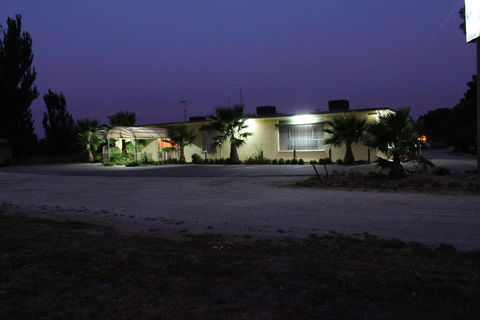 Lazy River Motor Inn - Accommodation Search 0