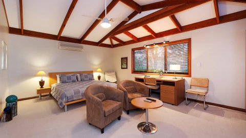 LeCamah Hill - Accommodation Search 0