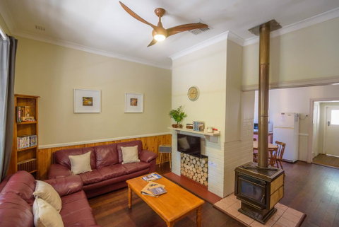 Lewana Cottages - Accommodation Search 2