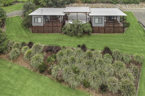 Lilypad Luxury Cabins - Accommodation Search 2