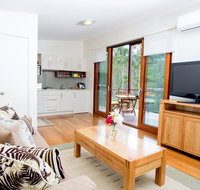 Lilypad Luxury Cabins - Accommodation Search