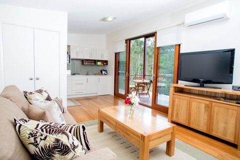 Lilypad Luxury Cabins - Accommodation Search 0