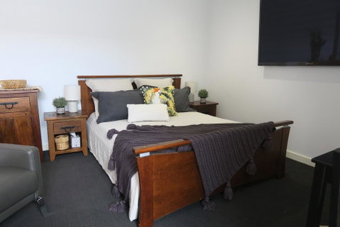 Luxury Homestay BNB In Rochedale - Accommodation Search 0