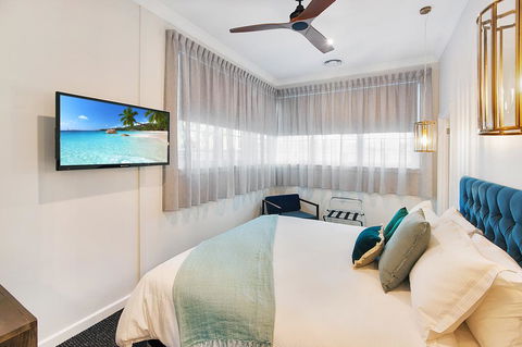Luxury On The Esplanade - Accommodation Search 3
