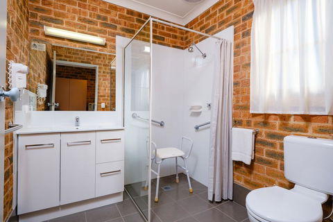 Lydoun Motel - Accommodation Search 1