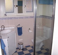 MacDonnell House Naracoorte - Accommodation Search
